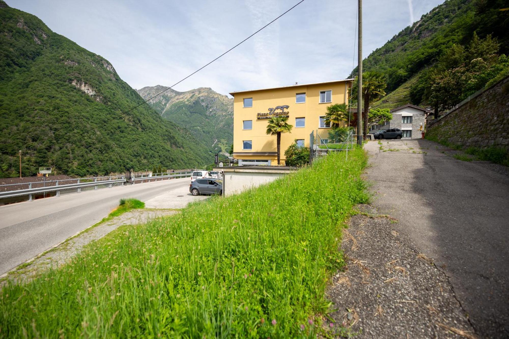 Hotel Pizzo Vogorno Екстер'єр фото