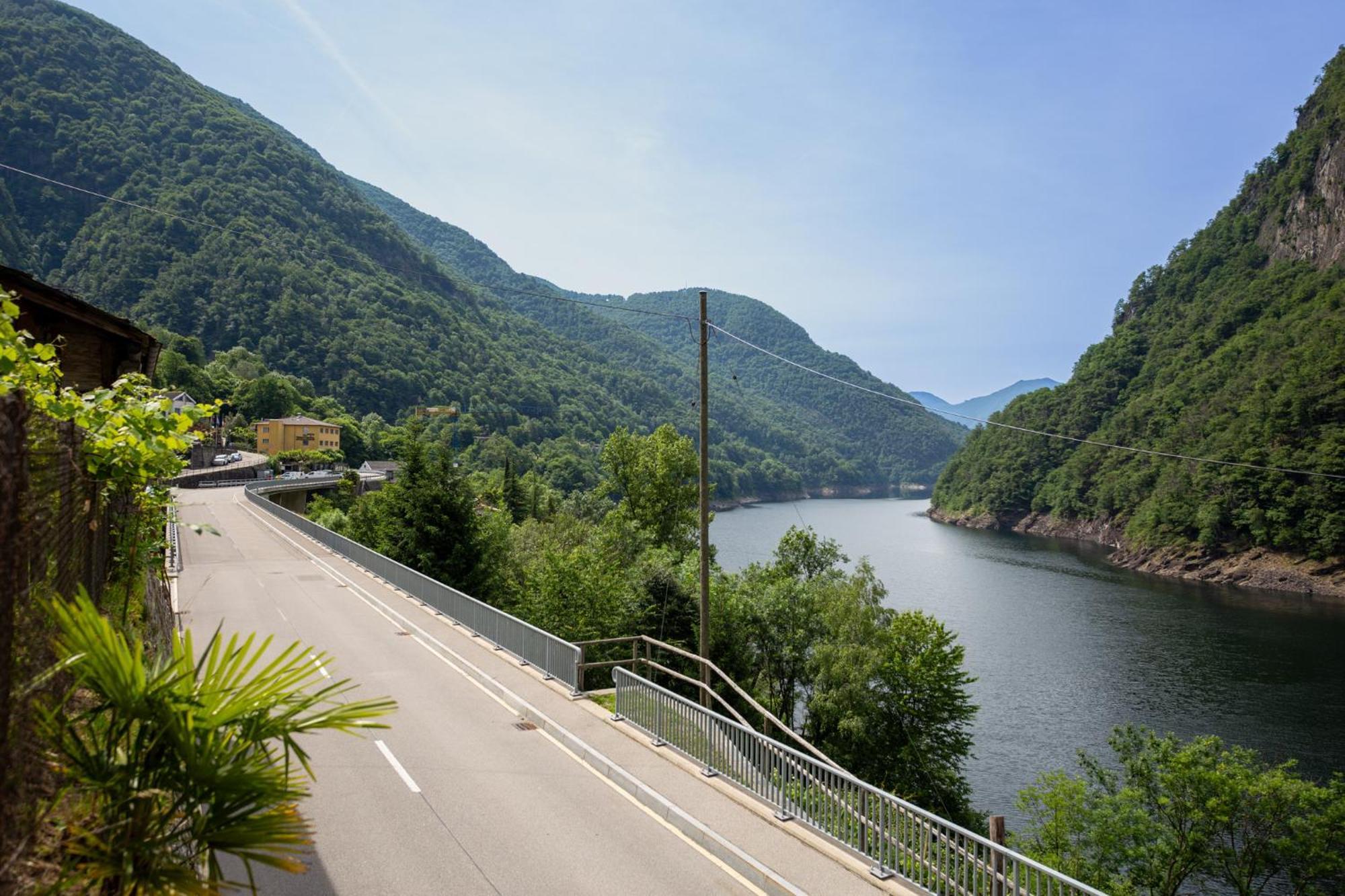 Hotel Pizzo Vogorno Екстер'єр фото