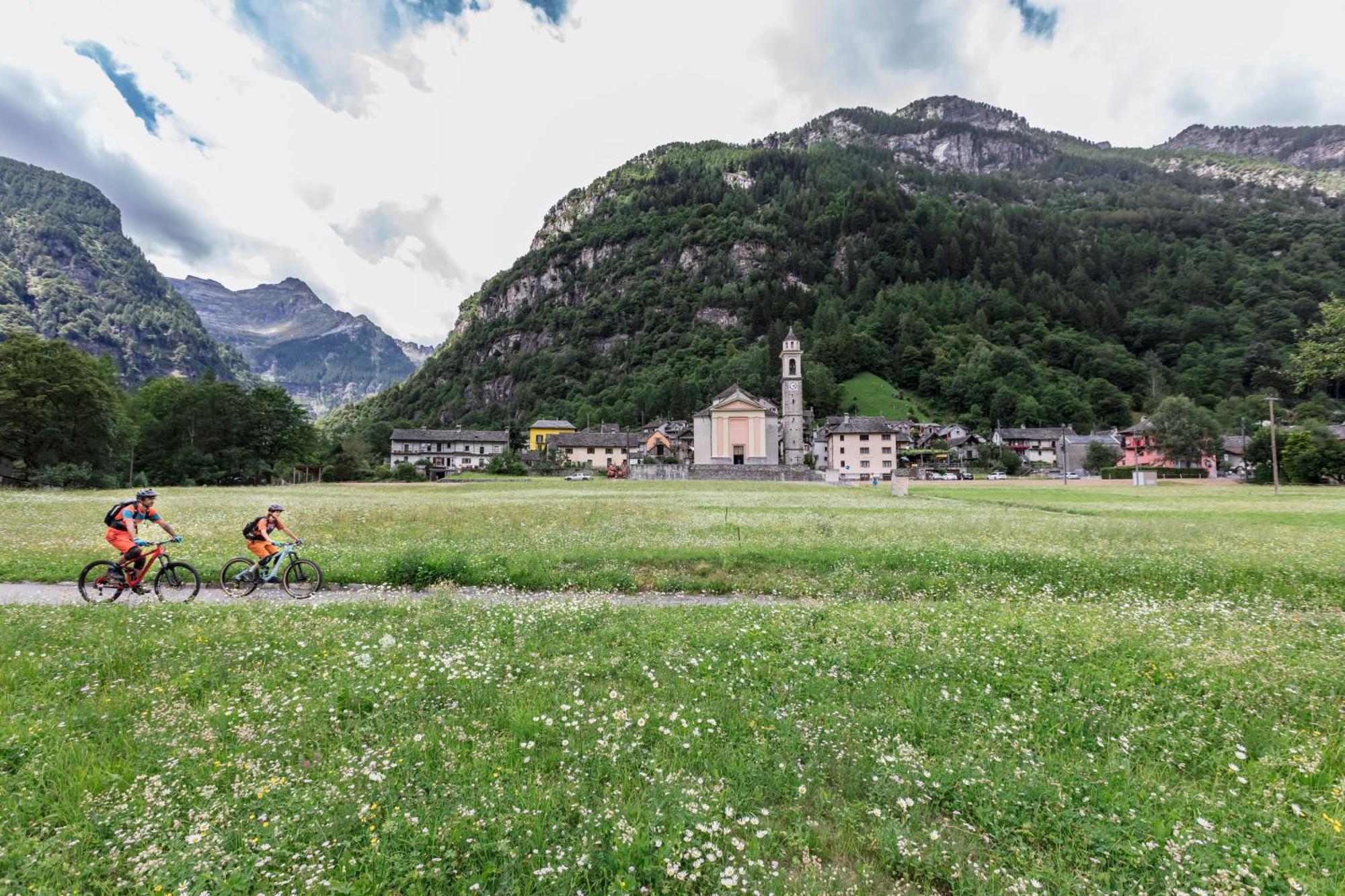 Hotel Pizzo Vogorno Екстер'єр фото